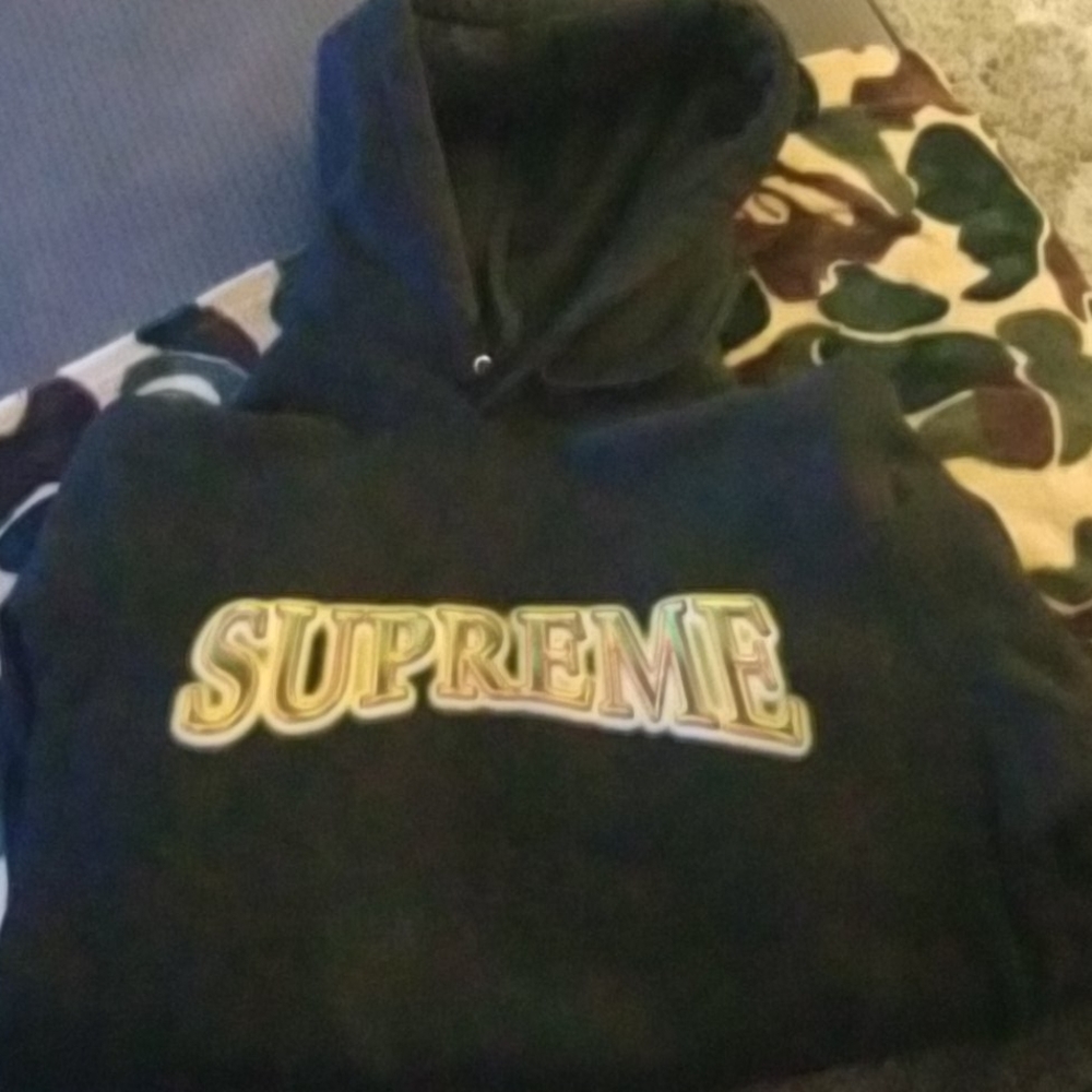 Supreme Hoodie